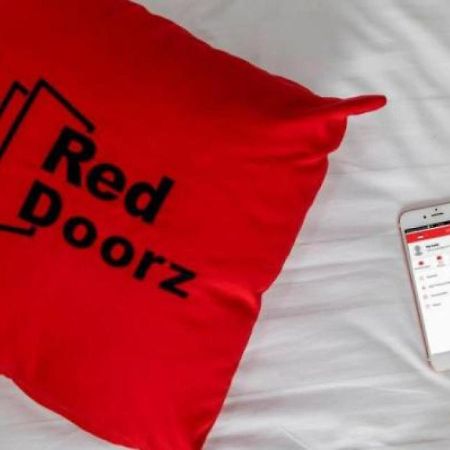 Reddoorz Plus @ Taman Siswa 3 Yogyakarta Ngoại thất bức ảnh