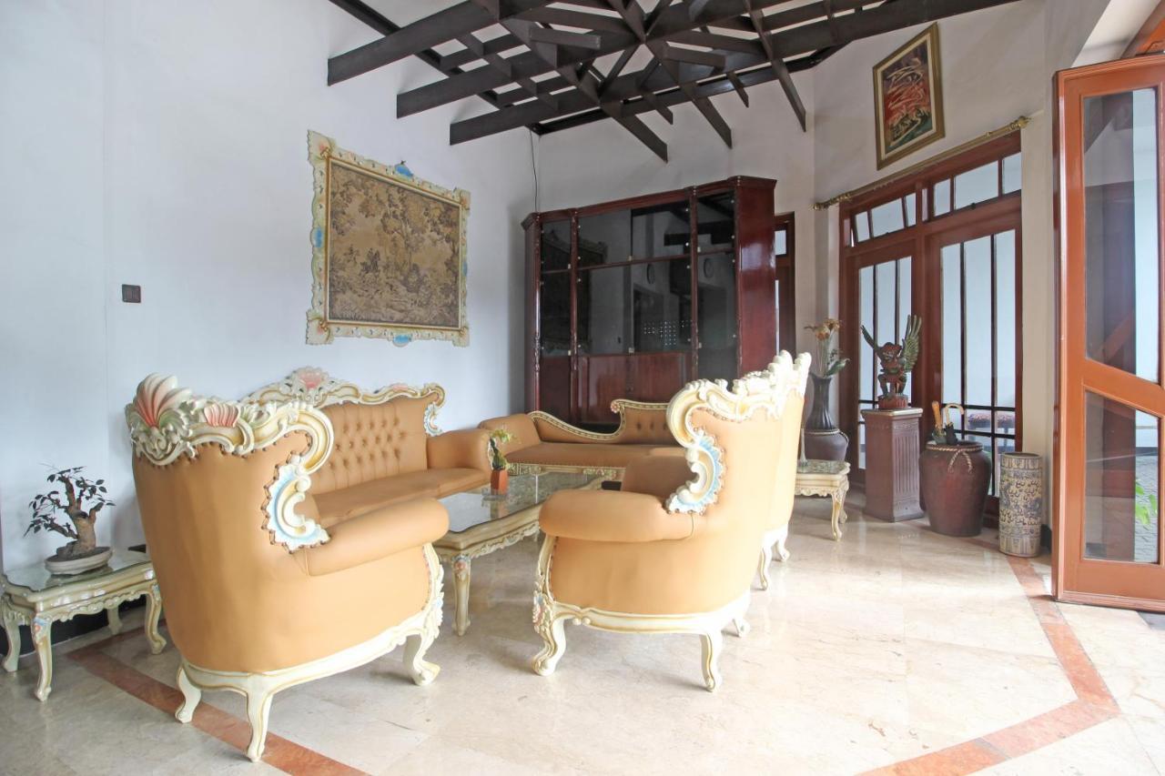 Reddoorz Plus @ Taman Siswa 3 Yogyakarta Ngoại thất bức ảnh