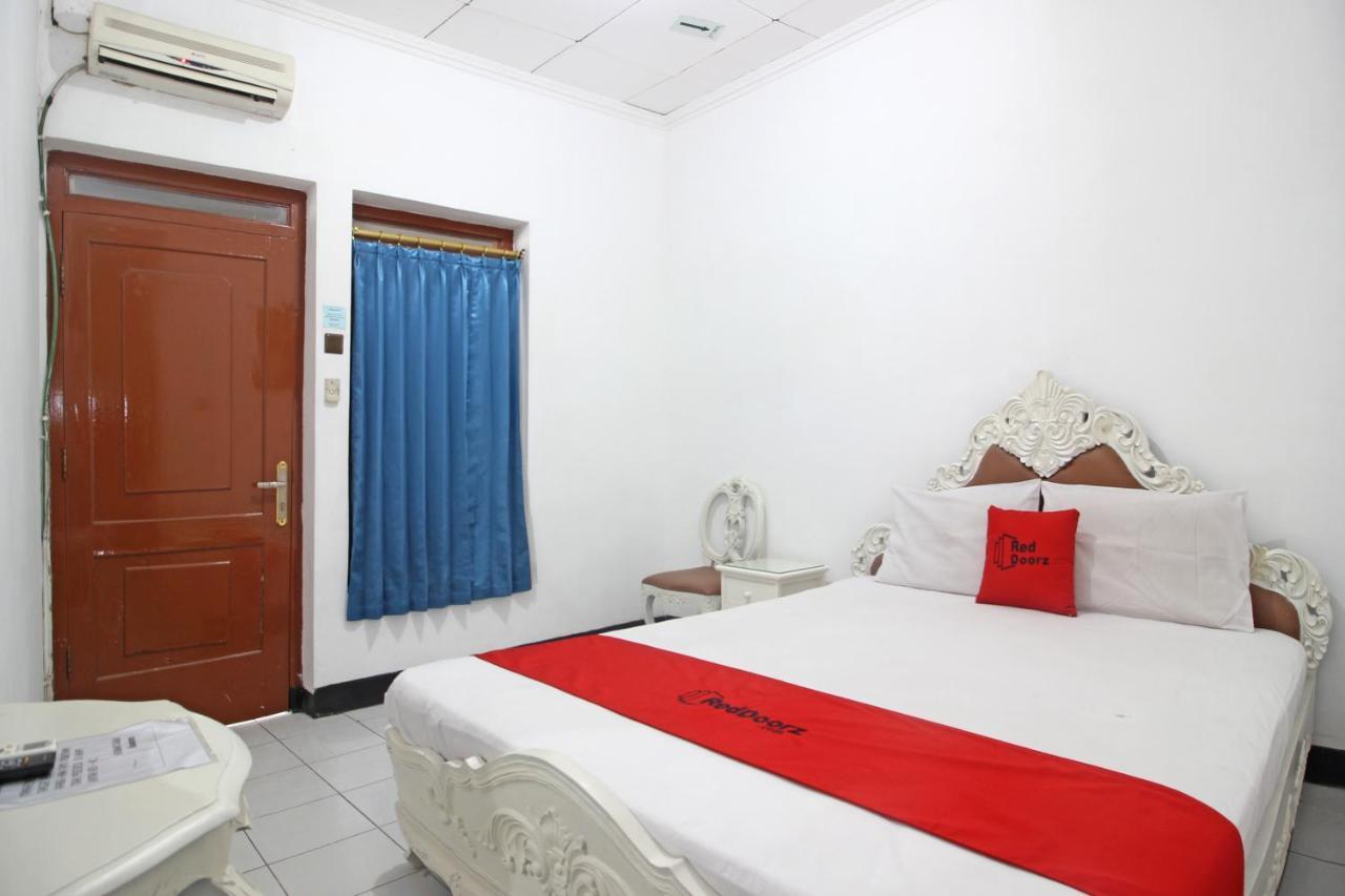Reddoorz Plus @ Taman Siswa 3 Yogyakarta Ngoại thất bức ảnh