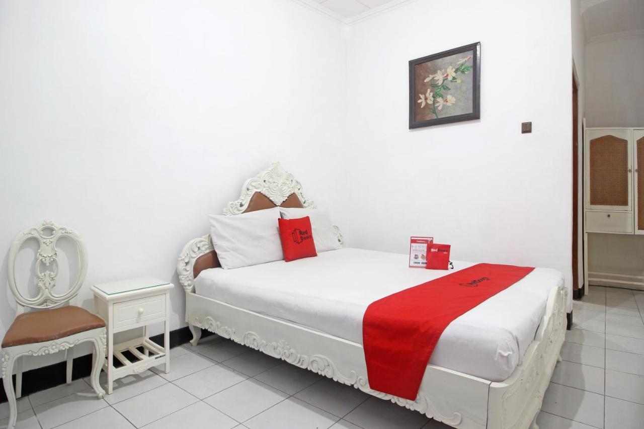 Reddoorz Plus @ Taman Siswa 3 Yogyakarta Ngoại thất bức ảnh