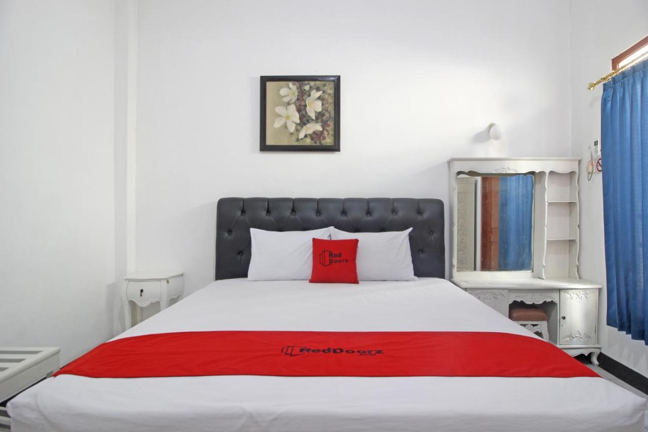 Reddoorz Plus @ Taman Siswa 3 Yogyakarta Ngoại thất bức ảnh